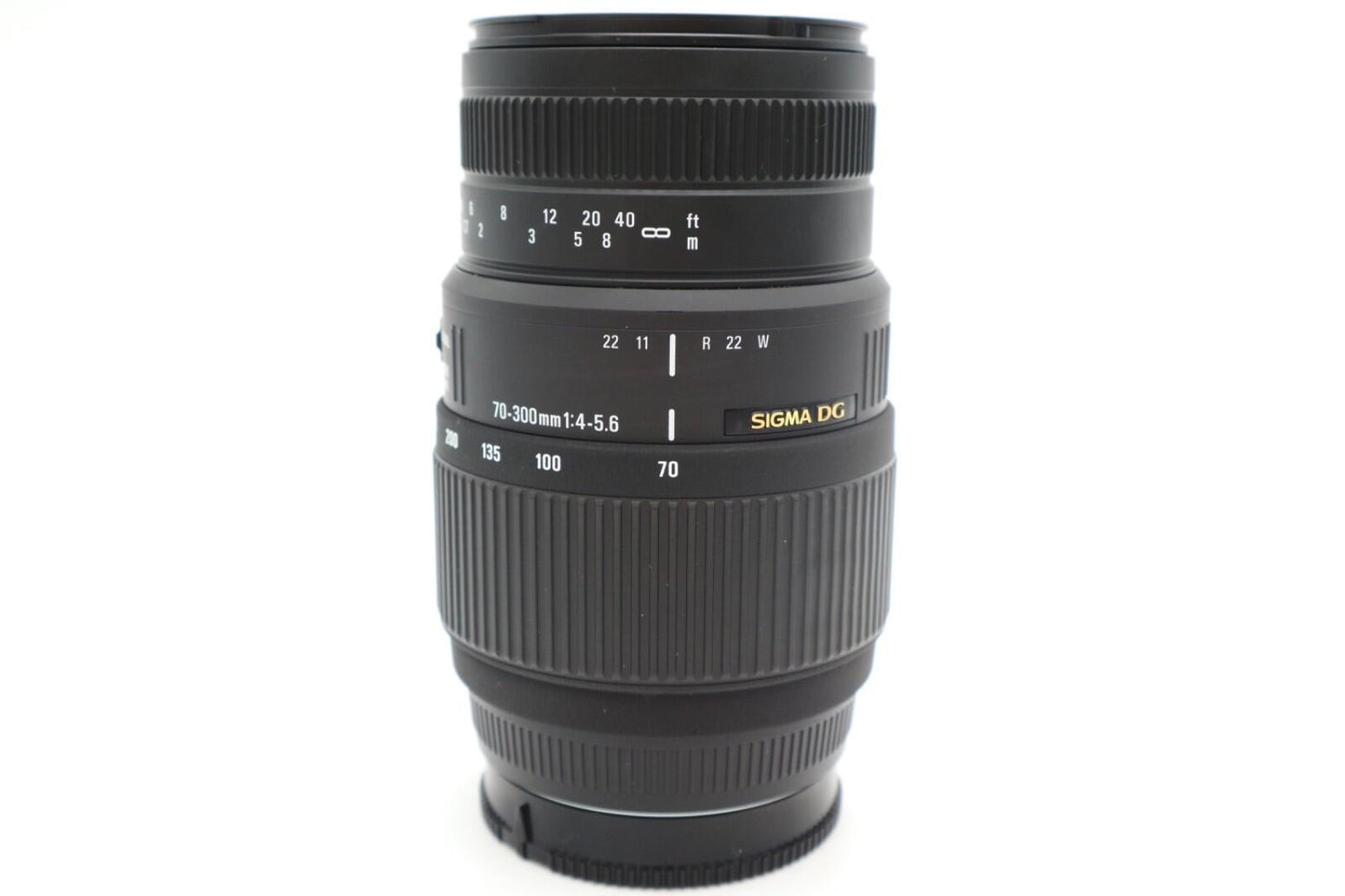 Sigma 70-300mm Telephoto Lens f/4-5.6 DG Zoom Macro for Sony, Good Condition