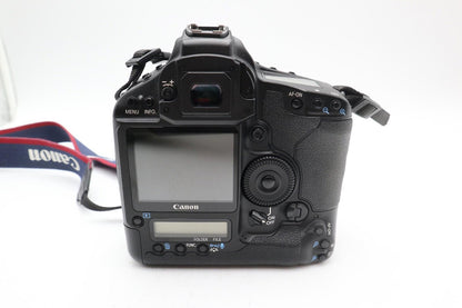Canon 1Ds Mark III DSLR Camera 21.1MP Body Only, Shutter Count 9243, Good Cond.