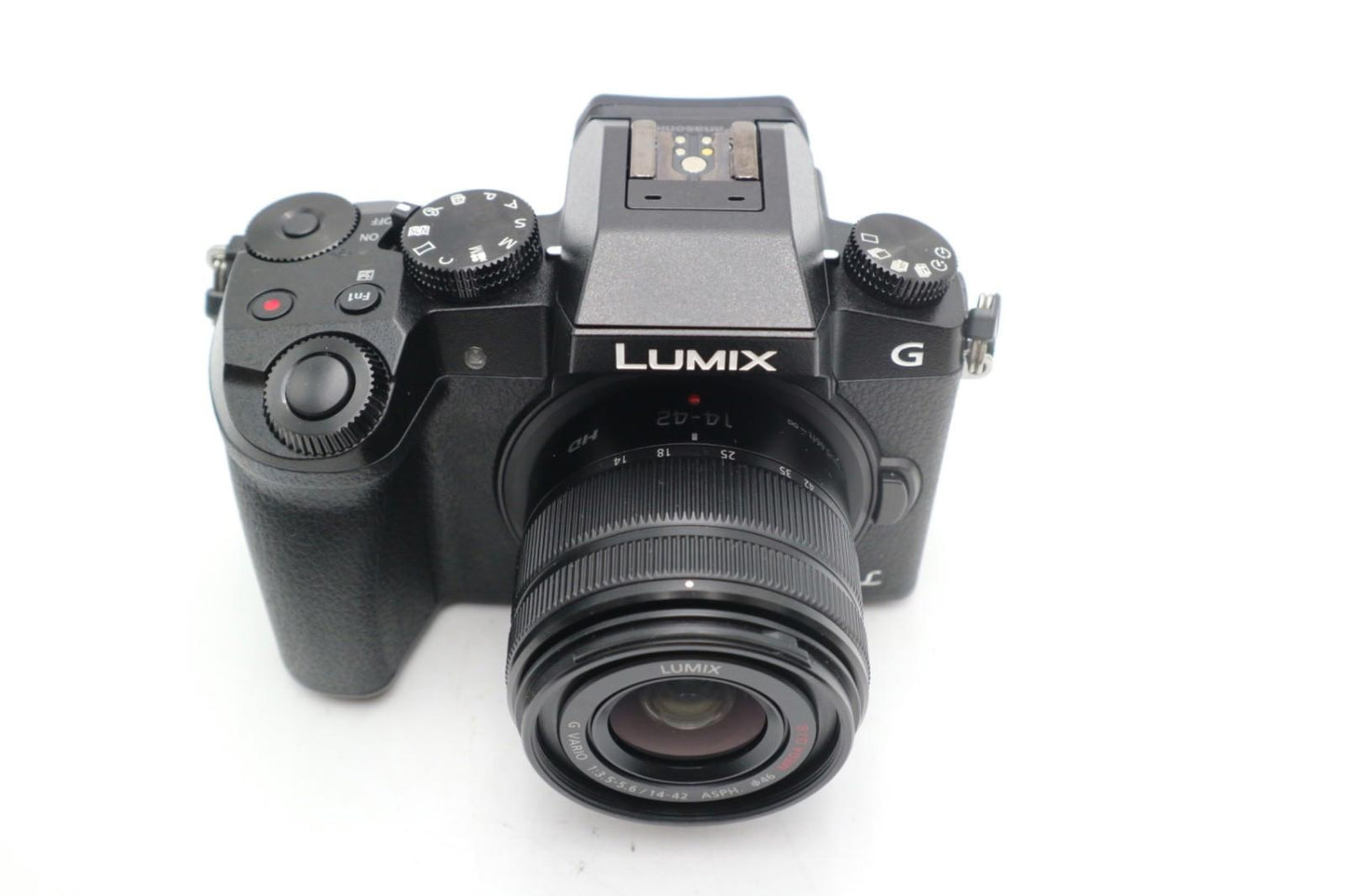Panasonic G7 Mirrorless Camera 16MP with 14-42mm, Shutter Count 1271 REFURBISHED
