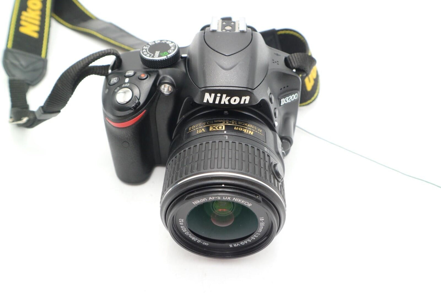 Nikon D3200 DSLR Camera 24.2MP with 18-55mm, Shutter Count 5042, Good Condition