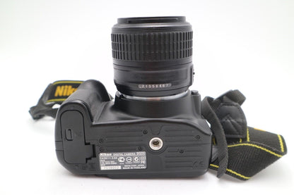 Nikon D3200 DSLR Camera 24.2MP with 18-55mm, Shutter Count 15122, Good Condition