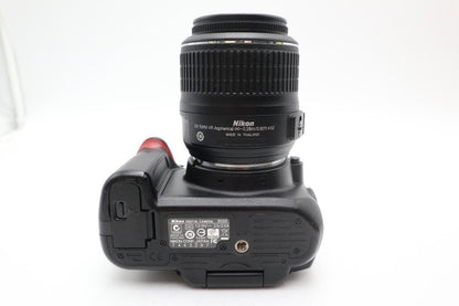 Nikon D5000 DSLR Camera 12.3MP Kit with 18-55mm Shutter Count 10063, REFURBISHED