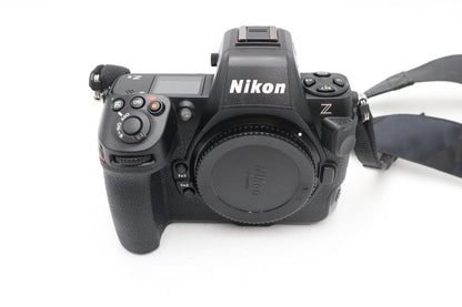 Nikon Z8 Mirrorless Camera 45.7MP Body Only, Shutter Count 5540 V.G. REFURBISHED