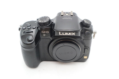 Panasonic GH3 Mirrorless Camera 16MP Body Only, Shutter Count 1971, Good Cond.