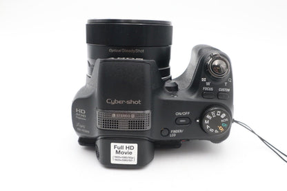 Sony Cyber-Shot DSC-HX200 Camera 18.2MP, Digital Bridge, 30x Zoom, REFURBISHED