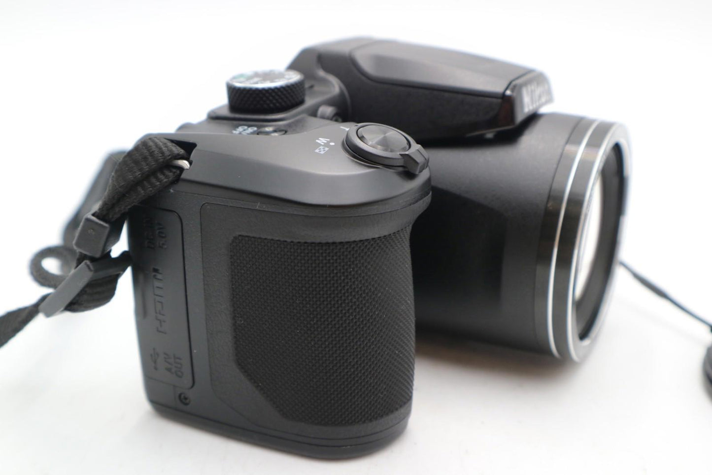 Nikon B500 Bridge Camera 16MP 40x Optical Zoom Bluetooth Wi-Fi V. G. REFURBISHED