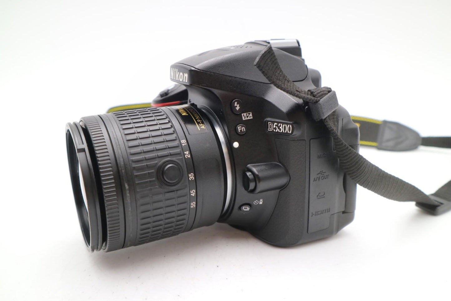 Nikon D5300 24.2MP Camera DSLR with 18-55mm, Shutter Count 8723, Good Condition