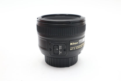 Nikon 50mm Prime Lens F/1.8 G Nikkor AF-S, Very Sharp Portrait, Good REFURBISHED