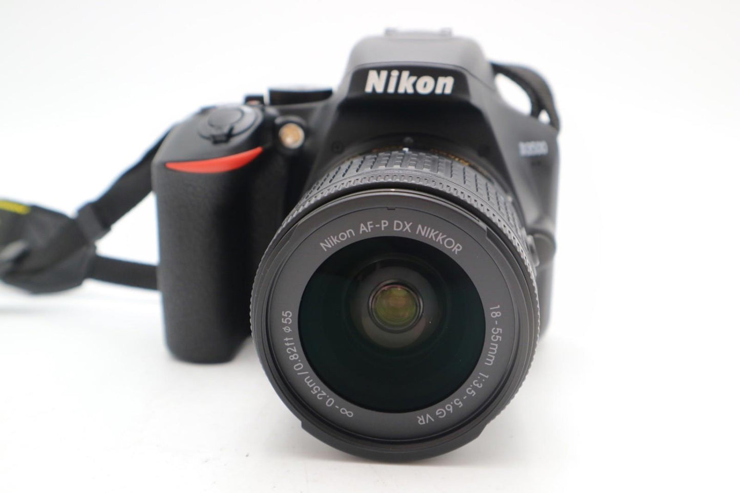 Nikon D3500 DSLR Camera 24.2MP with 18-55mm, Shutter Count 553 V.G. REFURBISHED