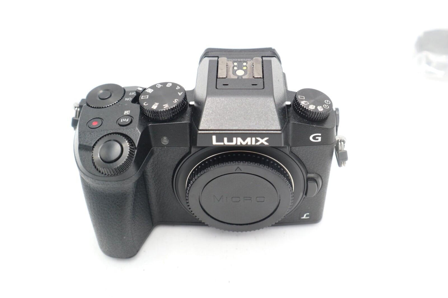 Panasonic G7 Mirrorless Camera 16MP Body Only Shutter Count 1273 VG. REFURBISHED
