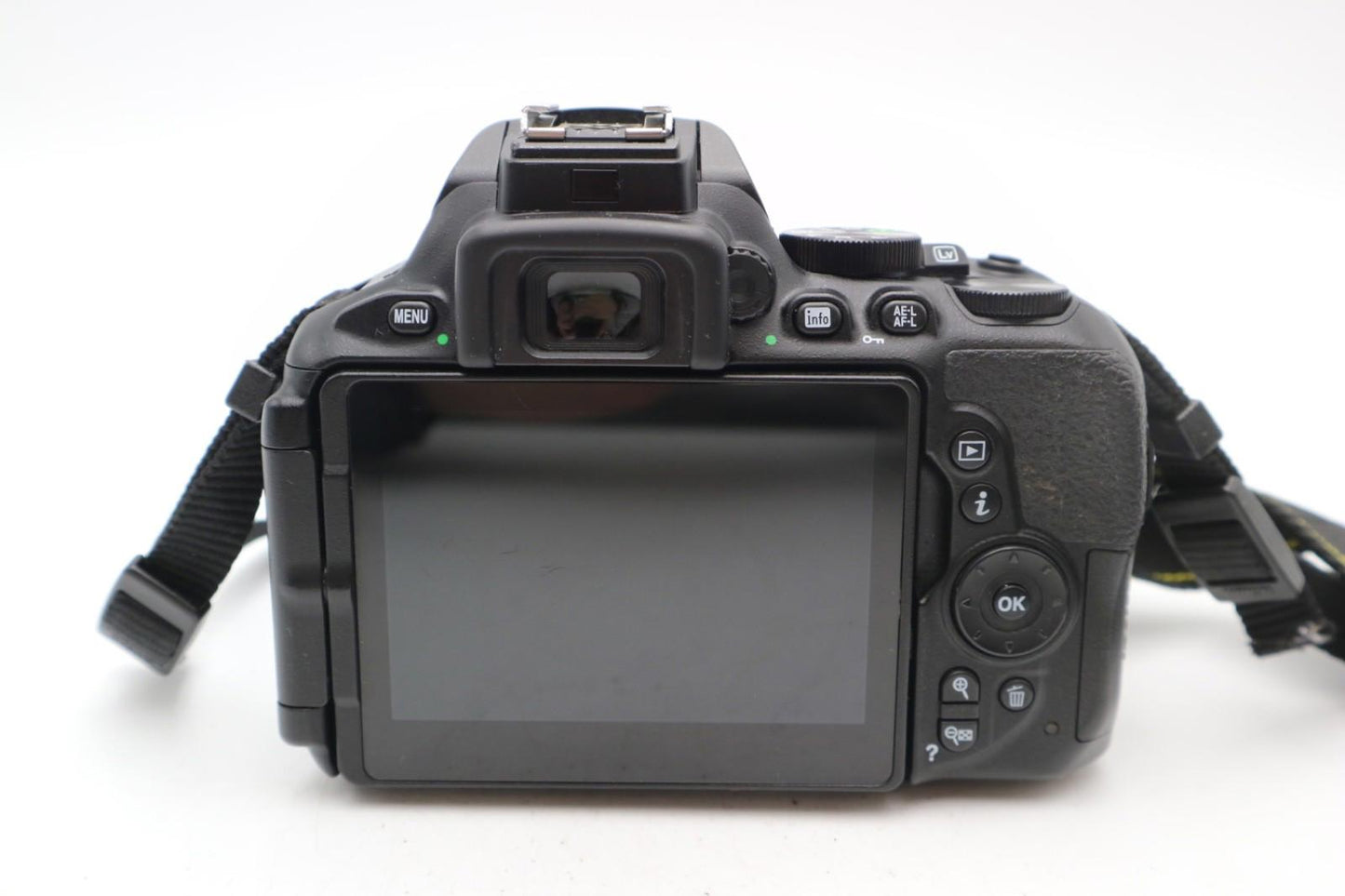 Nikon D5600 24MP Camera DSLR with 18-55mm, Shutter Count 9346, V. Good Condition