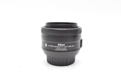 Nikon 35mm Prime Lens F1.8G AF-S DX SWM Very Sharp Portrait, Good REFURBISHED