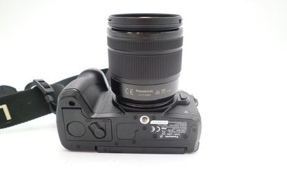 Panasonic G80 Mirrorless Camera 16MP with 12-60mm Shutter Count 3850 REFURBISHED