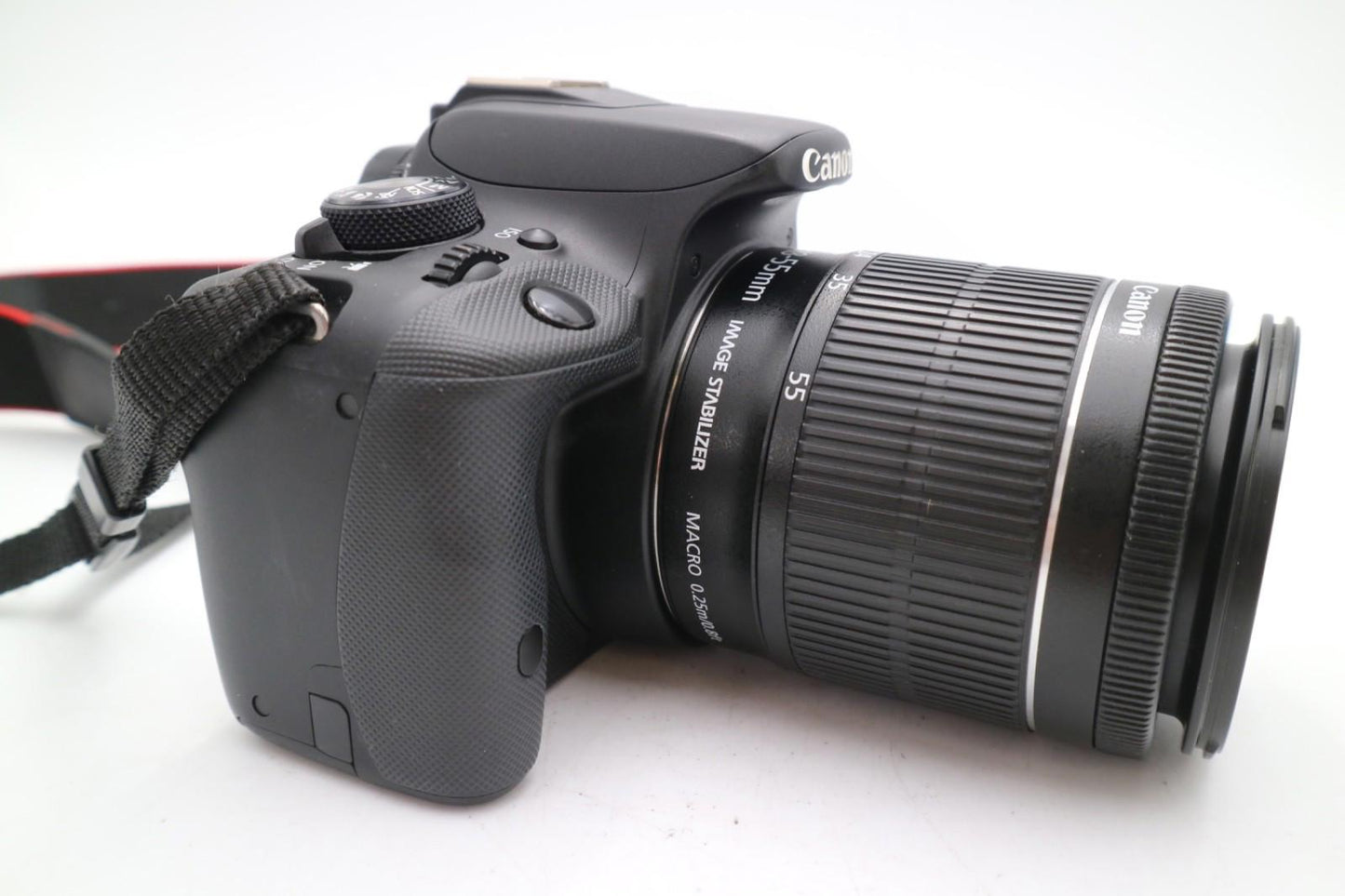 Canon 100D DSLR Camera 18MP with 18-55mm Shutter Count 5659, Good REFURBISHED