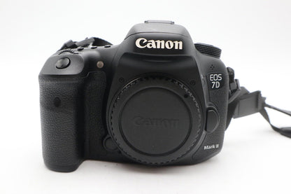 Canon EOS 7D Mark II DSLR Camera 20.2MP Body Only Shutter Count 2%, REFURBISHED