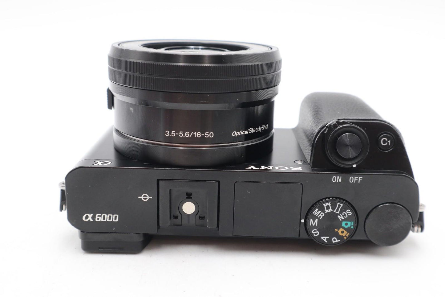 Sony A6000 Mirrorless Camera 24.3MP with 16-50mm Lens, Shutter 4697, Good Cond.