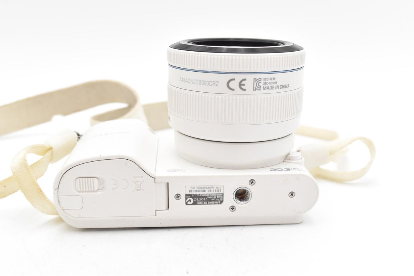 Samsung NX1000 Mirrorless Camera 20.3 MP with 20-50mm Lens, Good Condition