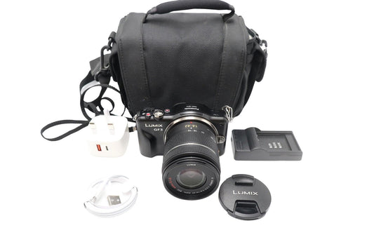 Panasonic DMC-GF3 Camera Mirrorless 12.1MP with 14-42mm Lens, Shutter Count 973