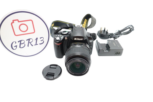 Nikon D40 Camera 6.1MP DSLR with 18-55mm, Shutter Count 20932, Good Condition