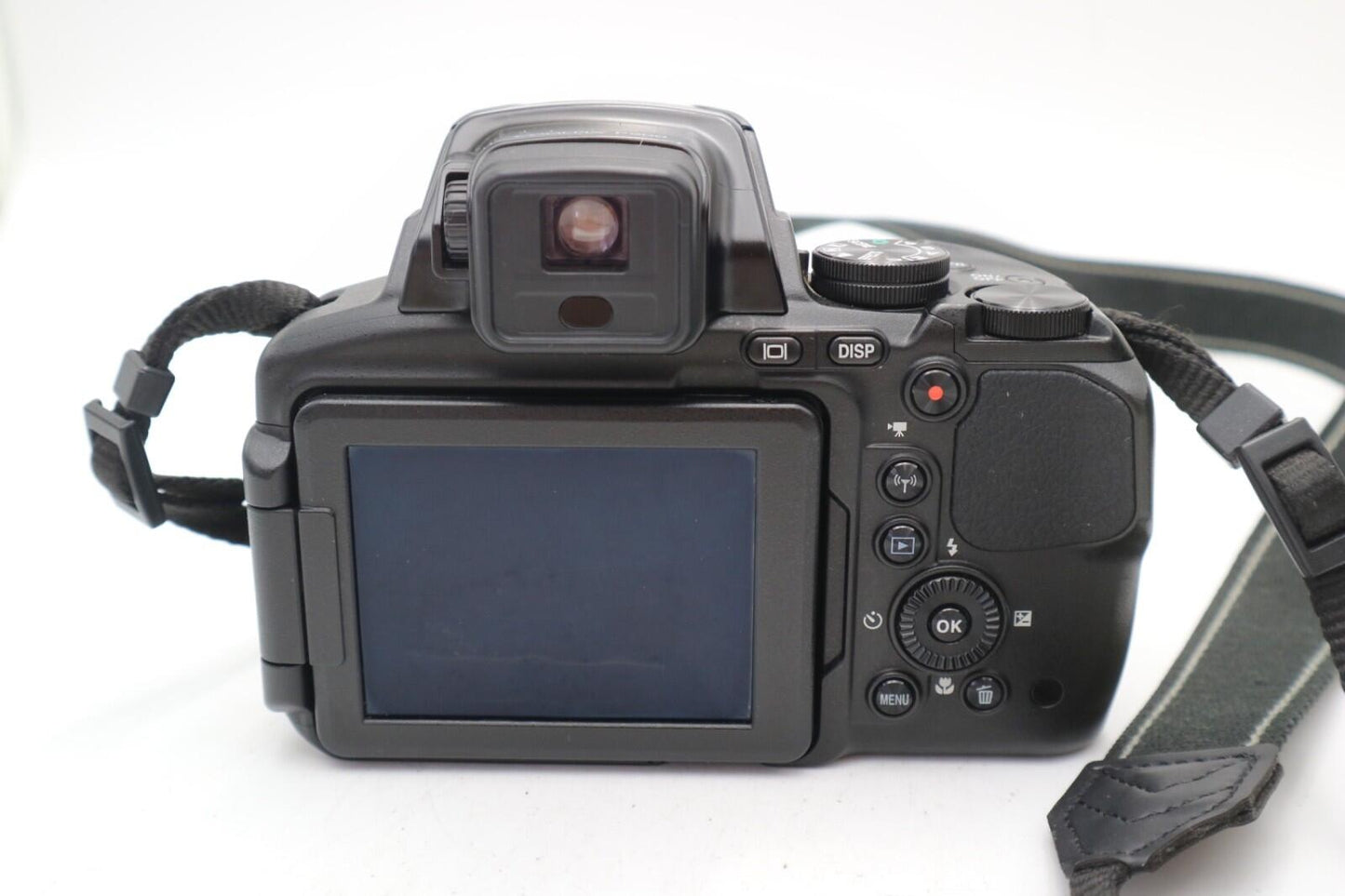 Nikon COOLPIX P900 Camera 16MP Compact Premium, Zoom 83x, Good Condition