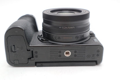 Nikon Z30 Mirrorless Camera 20.9MP with 16-50mm NIKKOR Z DX Shutter Count 212