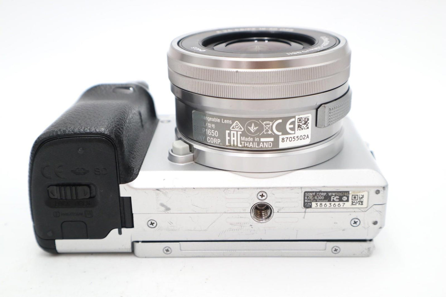 Sony A6300 Mirrorless Camera 24.3MP with 16-50mm, Shutter Count 3514, Good Cod.