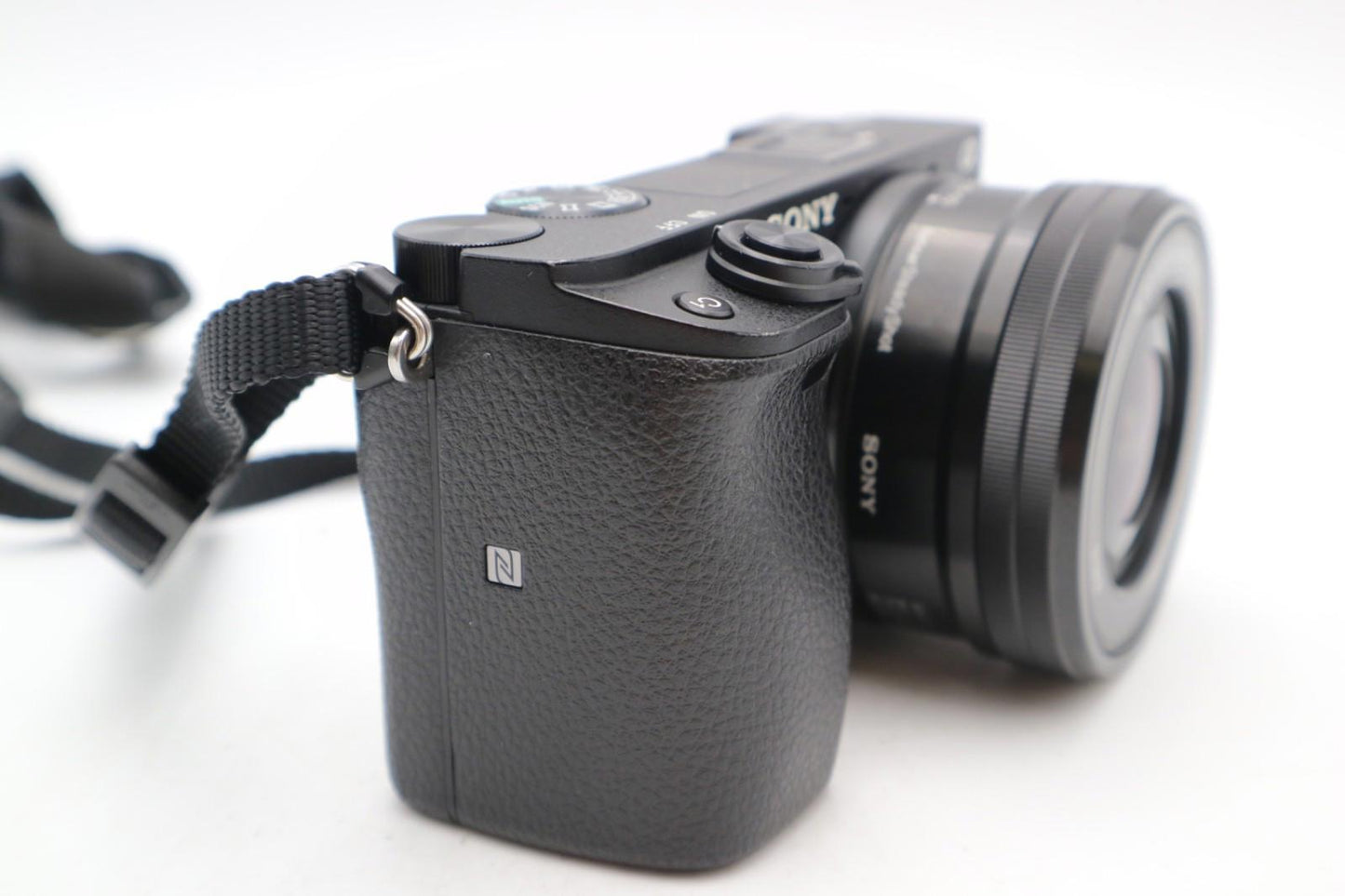 Sony A6300 Mirrorless Camera 24.3MP with 16-50mm, Shutter Count 32%, Good Cod.