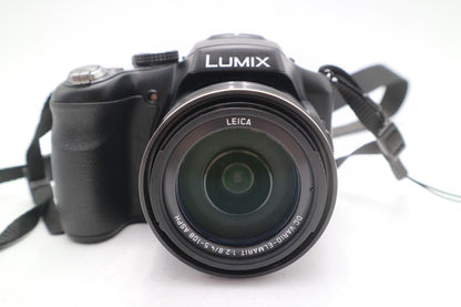 Panasonic LUMIX DMC-FZ200 Camera 12.1 MP, 24x Zoom, Good Condition