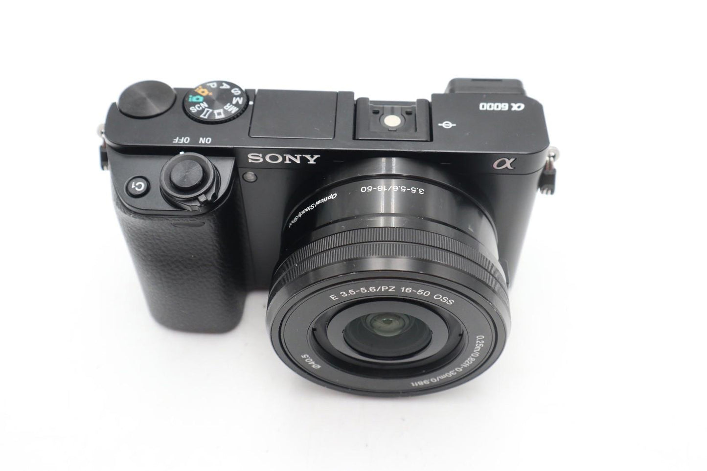 Sony A6000 Mirrorless Camera 24.3MP with 16-50mm Lens, Shutter 4697, Good Cond.