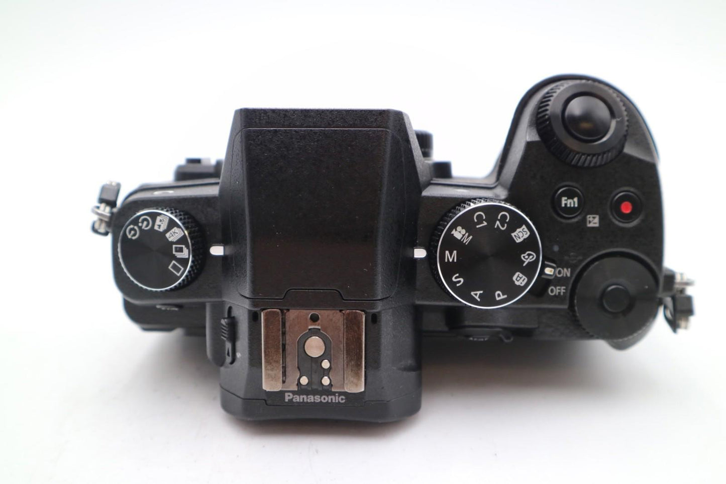 Panasonic G80 Mirrorless Camera 16MP Body Only, Shutter Count 8217, V. G. Cond.