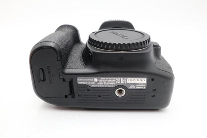 Canon 80D DSLR Camera 24.2MP Body Only, Shutter Count 4961, Good Condition
