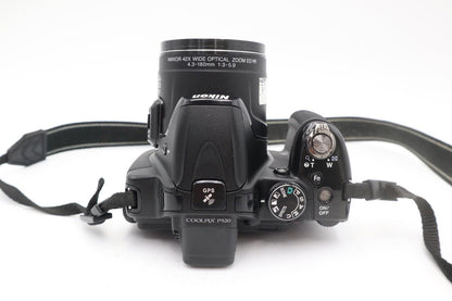 Nikon P520 Bridge Camera 18.1MP, 42x Optical Zoom, Good Condition