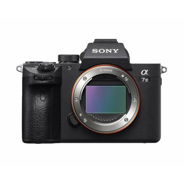 Sony Alpha A7 Mark III Mirrorless Camera 24.2MP with 28-70mm Shutter Count 12575